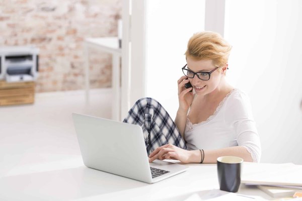 Quels sont les styles prisés pour les pyjamas à carreaux pour femme ?